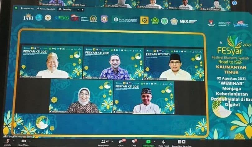 Rektor saat menyampaikan pesan secara daring (Humas UGM)