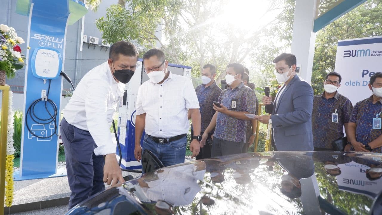 SPKLU Perdana di Kalimantan Resmi Beroperasi