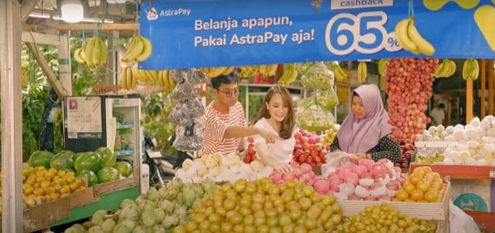 AstraPay Hadirkan Fitur QRIS Sebagai Metode Pembayaran Digital dan Memberikan
Promo Menarik bagi UMKM Indonesia.