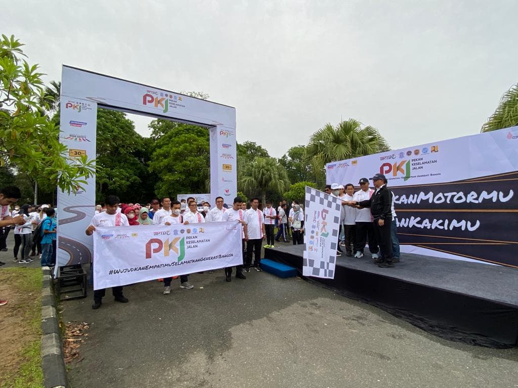 Pekan nasional keselamatan jalan sebagai upaya menekan angka kecelakaan lalu lintas di Balikpapan. Foto: Ferry Cahyanti/ Ibukotakini.com.  