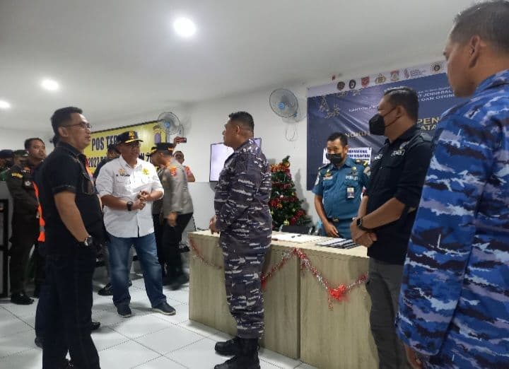 Wali Kota Balikpapan Rahmad Mas'ud kembali mengikuti Patroli Sinegritas bersama Wakapolda Kalimantan Timur Brigjen Pol Mujiyono, dan Forkopimda Kota Balikpapan, Sabtu (24/12/2022) malam