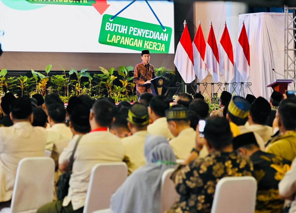 Presiden Jokowi dalam pembukaan Muktamar Muhammadiyah 2023 di Dome Balikpapan, Rabu (22/2/2023)