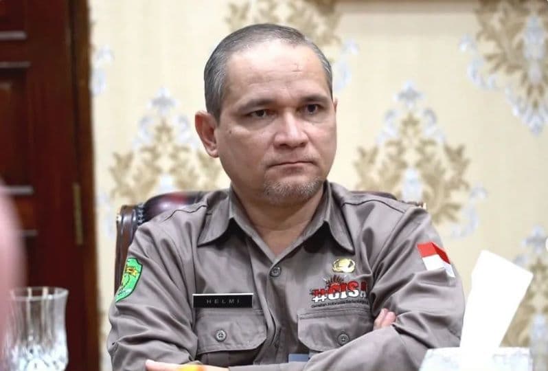 Kepala Disdukcapil Hasbullah Helmi