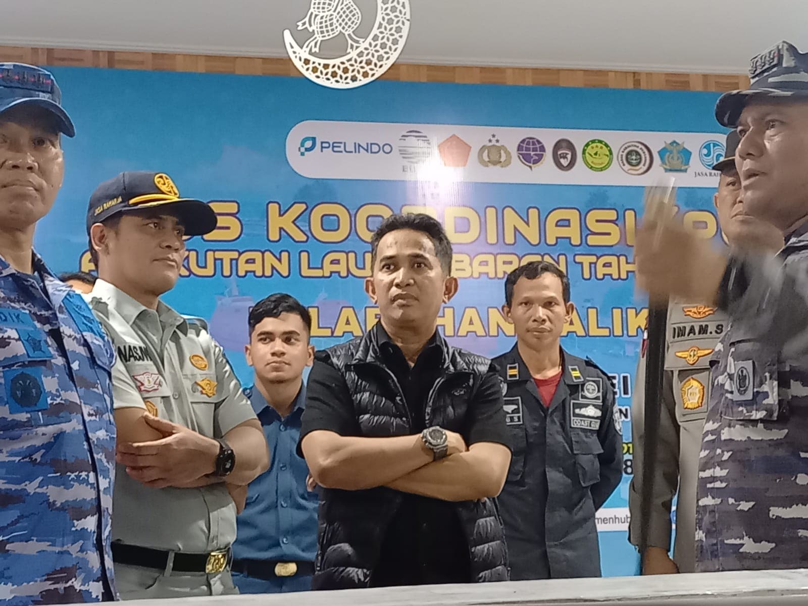 Wali Kota Balikpapan Rahmad Mas'ud tengah ketikan Pantau Posko Keamanan Lebaran (21/4/2023)