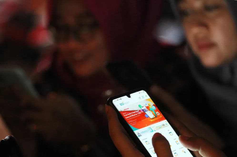 Perusahaan konsultan Accenture baru-baru ini mengungkapkan hasil surveinya yang menyebutkan bahwa 7 dari 10 konsumen digital Indonesia lebih memilih berbelanja melalui aplikasi sosial media atau social commerce.