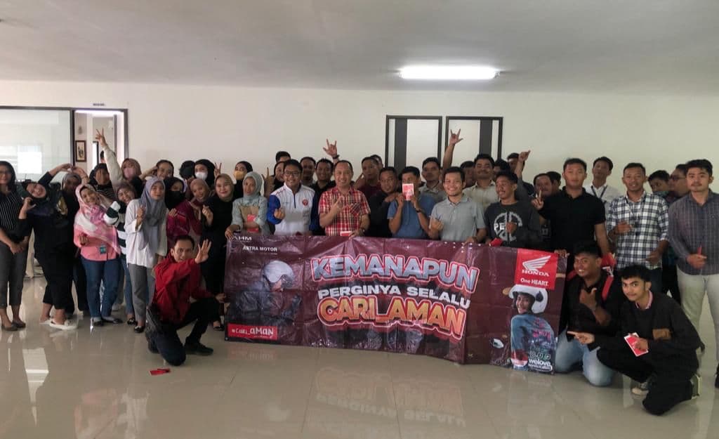 Tekan Angka Kecelakaan Lewat Sosialisasi Safety Riding Honda #cari_AMAN di FIFASTRA Balikpapan