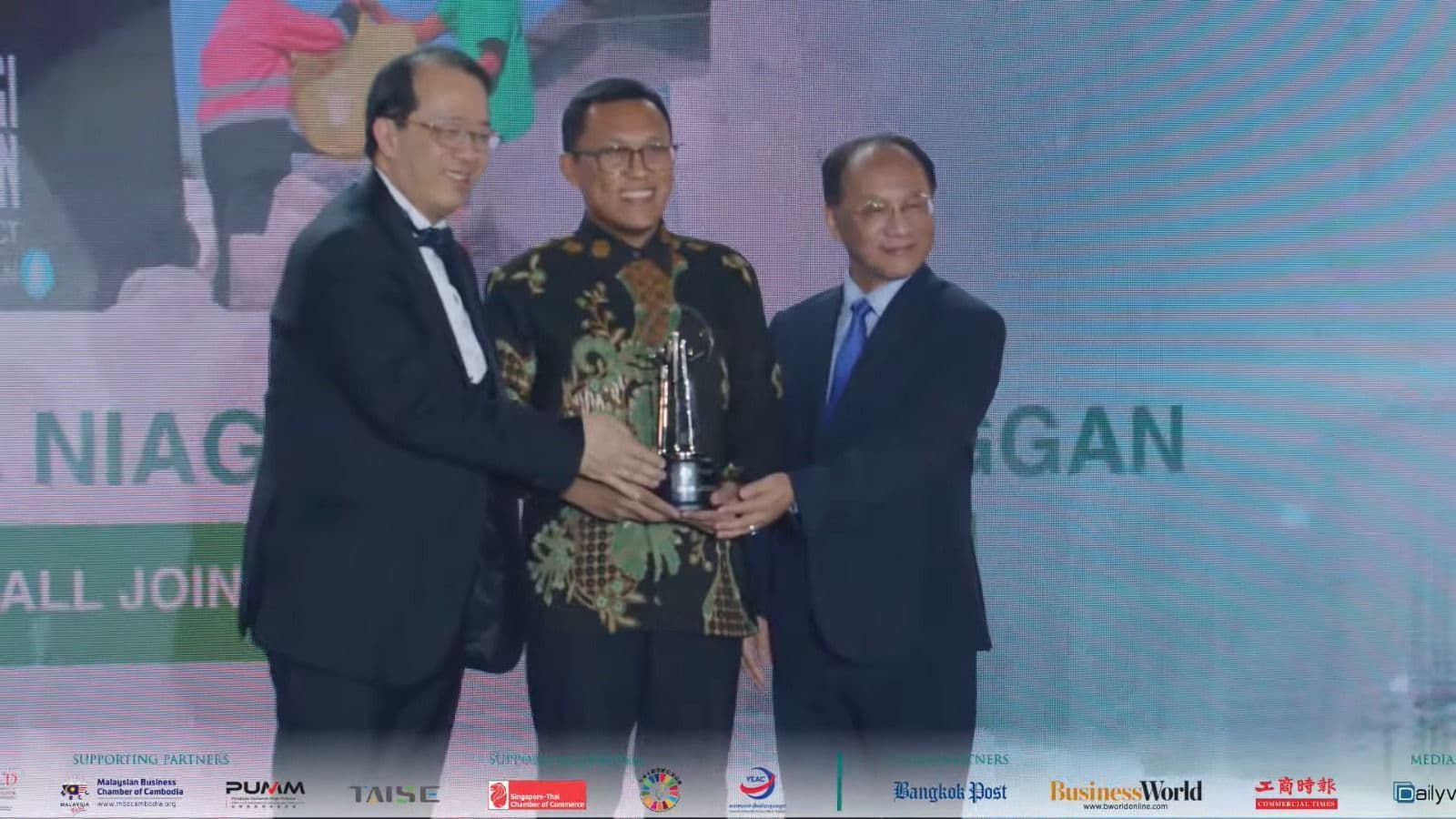 YUK KAWAL IKN', Program CSR Pertamina Patra Niaga Raih Penghargaan Asia Responsible Enterprise Award