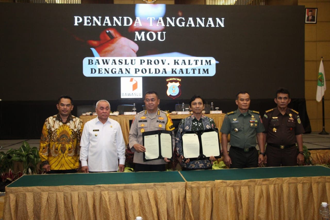 Penandatangan MoU Kerja Sama dalam Pengamanan Pemilu  