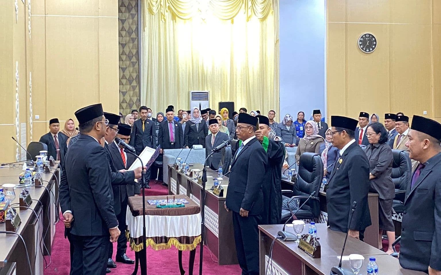 Pimpin Prosesi PAW, Ketua DPRD Balikpapan Harapkan Anggota Baru Segera Menyesuaikan Diri