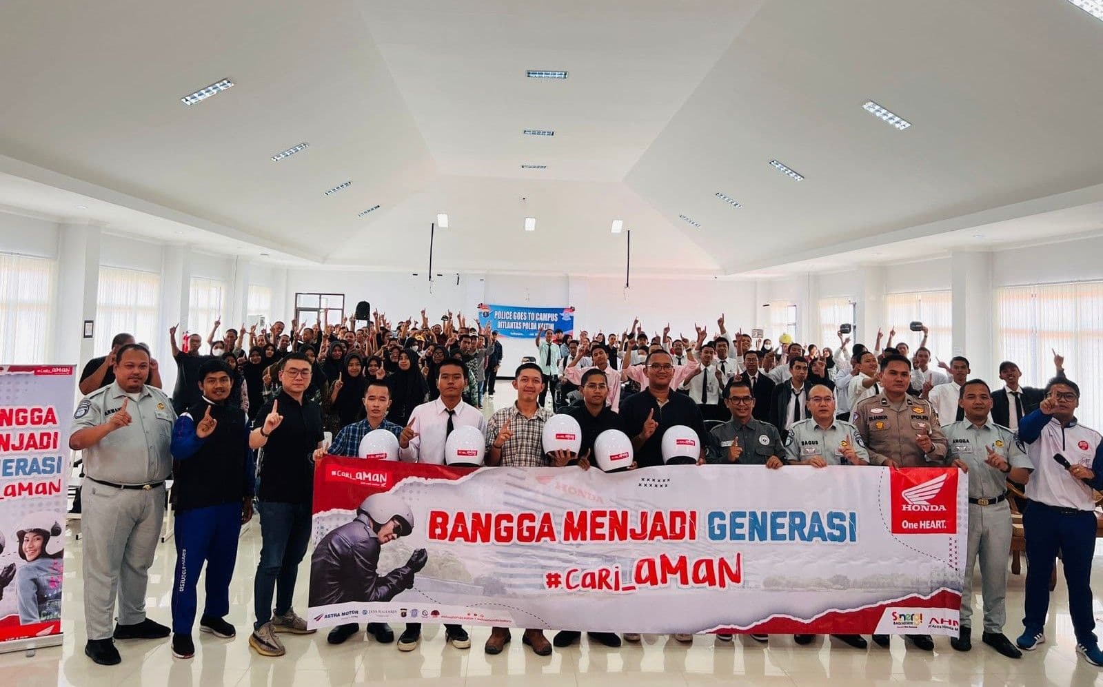 Honda Kolaborasi Ditlantas, Edukasi Keselamatan Berkendara di Poltekba 