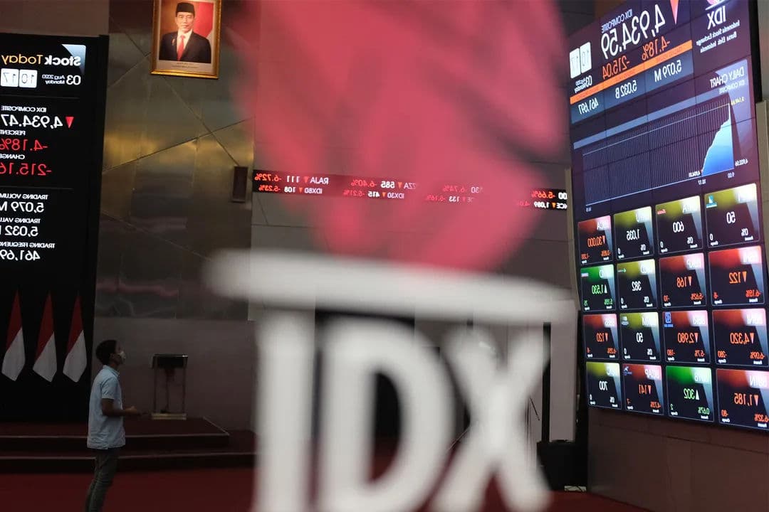 Kekuatan investor lokal mampu menahan penurunan indeks. 