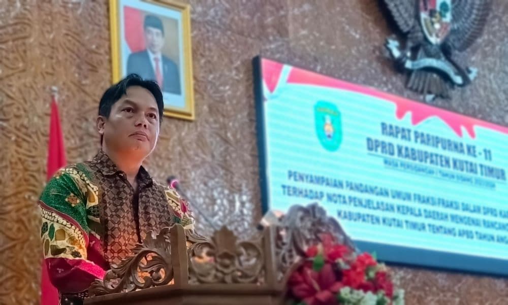 Jurubicara Fraksi PDIP, Siang Geah