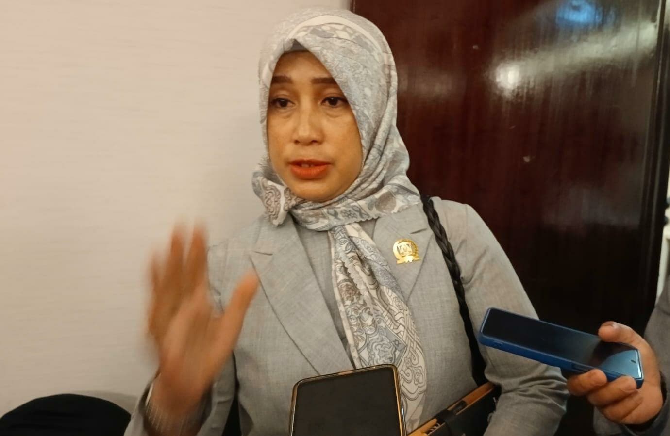 Tanggapi Pelayanan RS Medika utama Manggar, Suriani Berharap Kejadian Tidak Terulang  