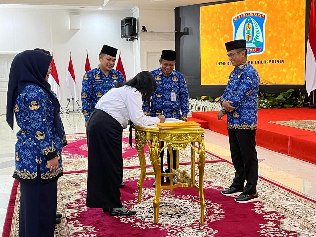 Lantik PPPK, Wali Kota Balikpapan Minta Segera Menyesuaikan Diri Sesuai Nilai Utama ASN