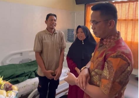 Wali Kota Balikpapan Jenguk Petugas KPPS di Rumah Sakit 