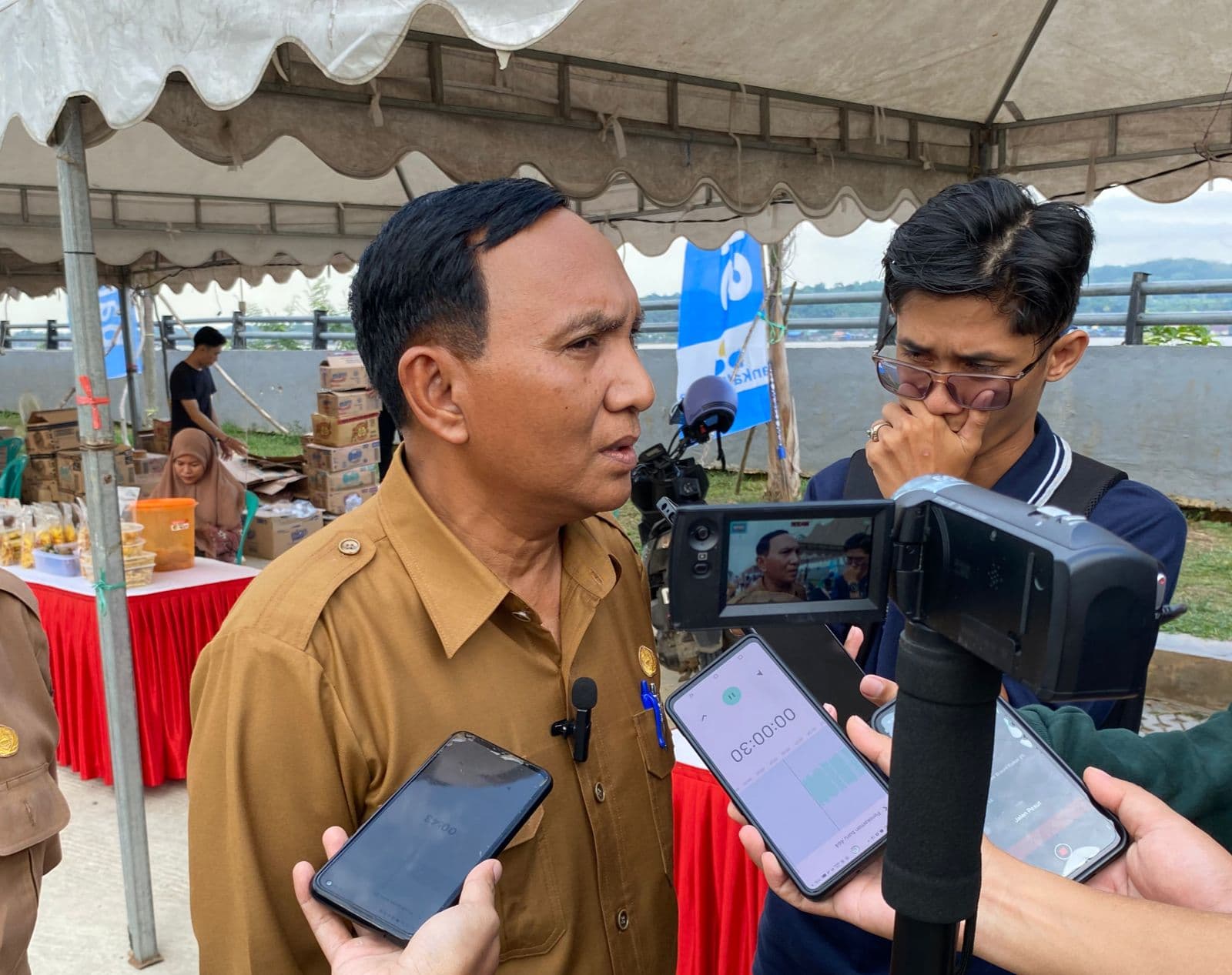 Asisten II Ahyani Fadianur Diani 