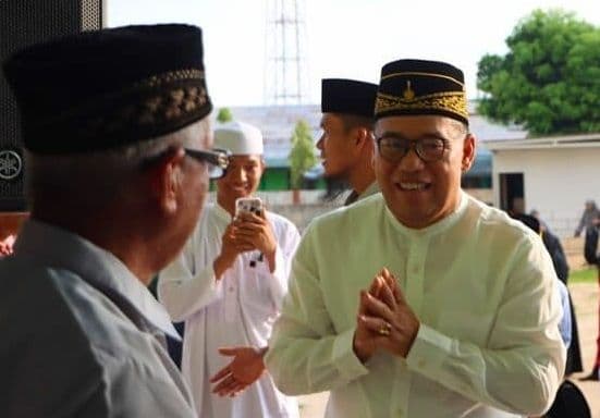 Pj Bupati PPU, Makmur Marbun menggelar Safari Ramadan 1445 H/2024 M di Pondok Pesantren Syekh Muhammad Arsyad Al Banjari, Kecamatan Penajam, Kamis (21/03/2024).