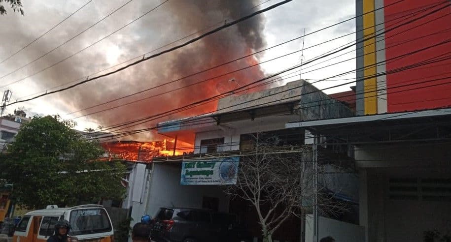 Enam Ruko di Jalan Antasari Kota Balikpapan Ludes Terbakar pada Minggu 31 Maret 2024