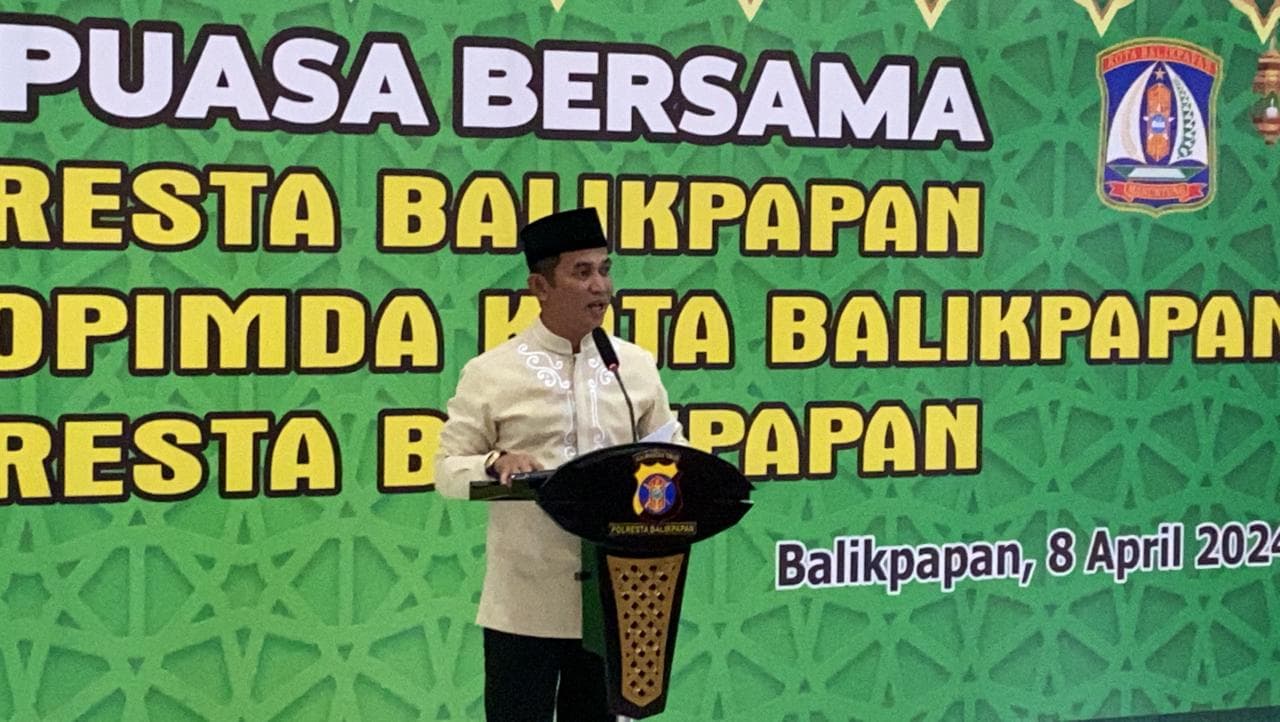 Wali Kota Balikpapan juga mengajak kepada seluruh elemen masyarakat kota Balikpapan untuk bersama-sama terus menjaga dan memelihara kerukunan antarumat beragama