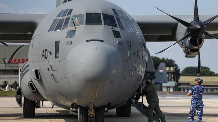 Lebih dari seribu pekerja IKN mudik  menggunakan pesawat Hercules milik TNI Angkatan Udara.