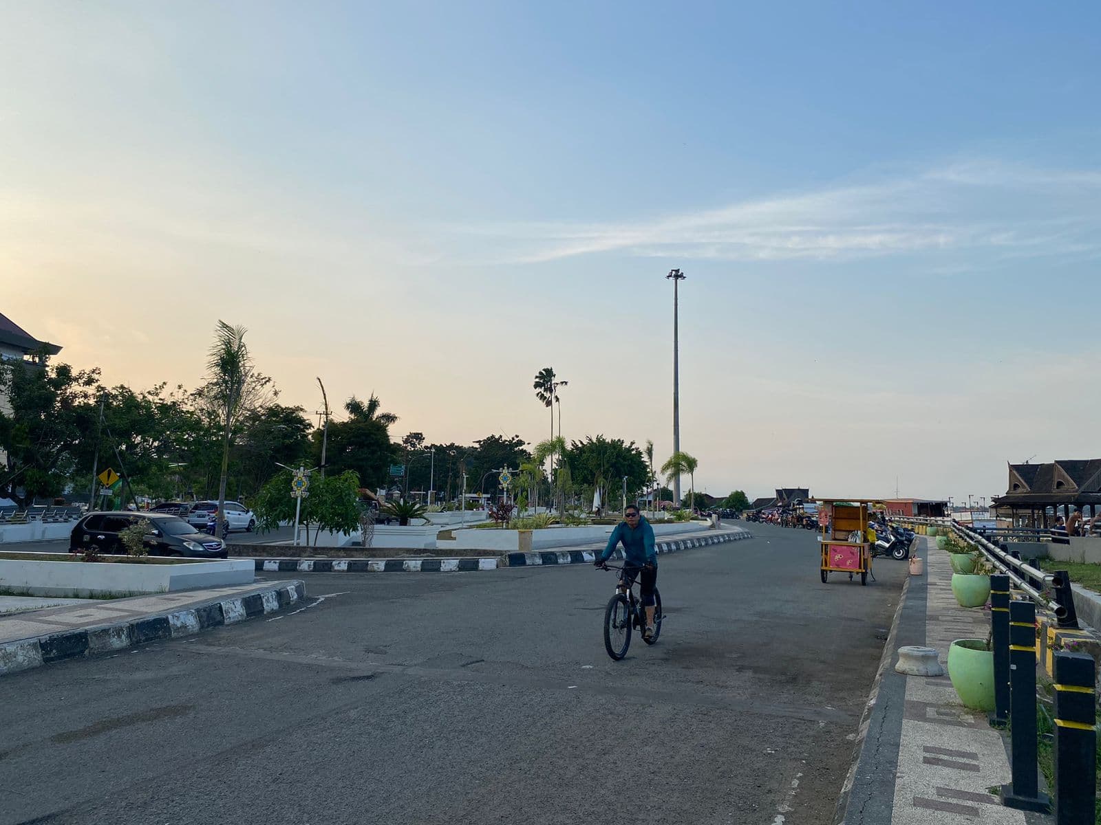 Kawasan cagar budaya di Jalan Diponegoro Tenggarong telah menjadi panggung baru bagi seniman-seniman yang ingin mengekspresikan kreativitas mereka