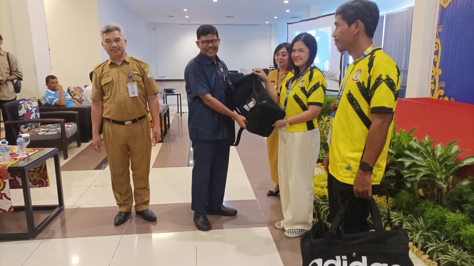 Wakil Ketua DPRD Kota Balikpapan, Laisa Hamisah, menunjukkan dukungan penuhnya terhadap penyelenggaraan pelatihan Sport Medicine