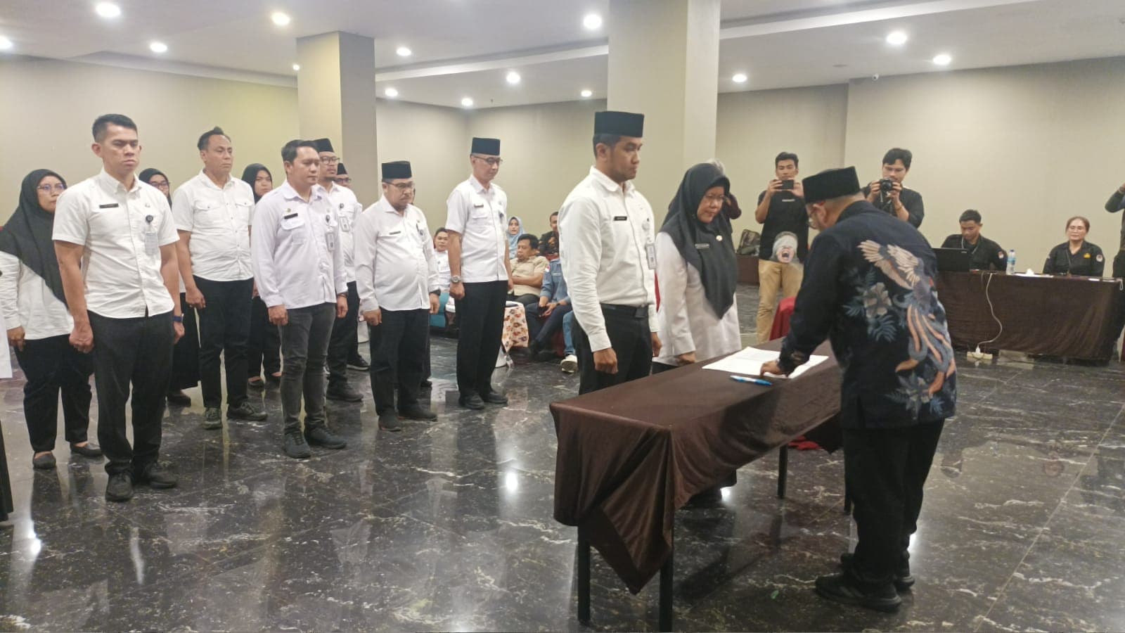 KPU Balikpapan Gelar Penandatanganan Pakta Integritas Sekretariat PPK Tahun 2024