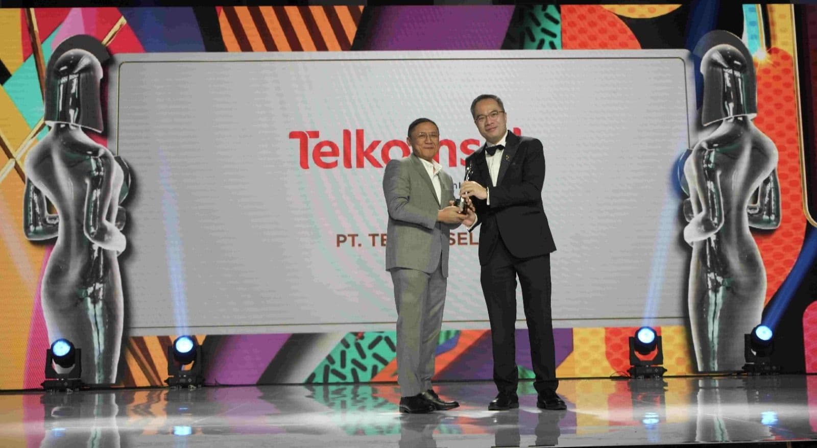 Telkomsel Raih Dua Penghargaan Internasional dari HR Asia Best Companies to Work for in Asia 2024