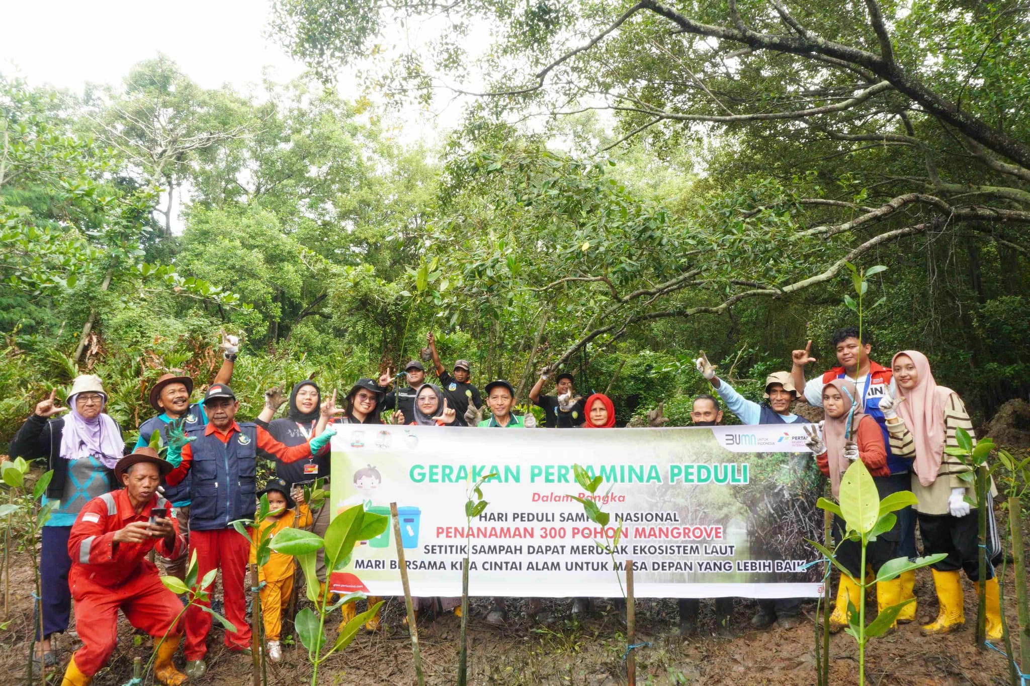 Menjaga Paru-Paru Dunia, Kilang Pertamina Unit Balikpapan Tanam 300 Pohon Mangrove