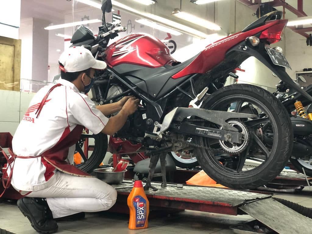 Service motor Honda di Astra Motor Kaltim 1 bisa nonton MotoGP Mandalika.