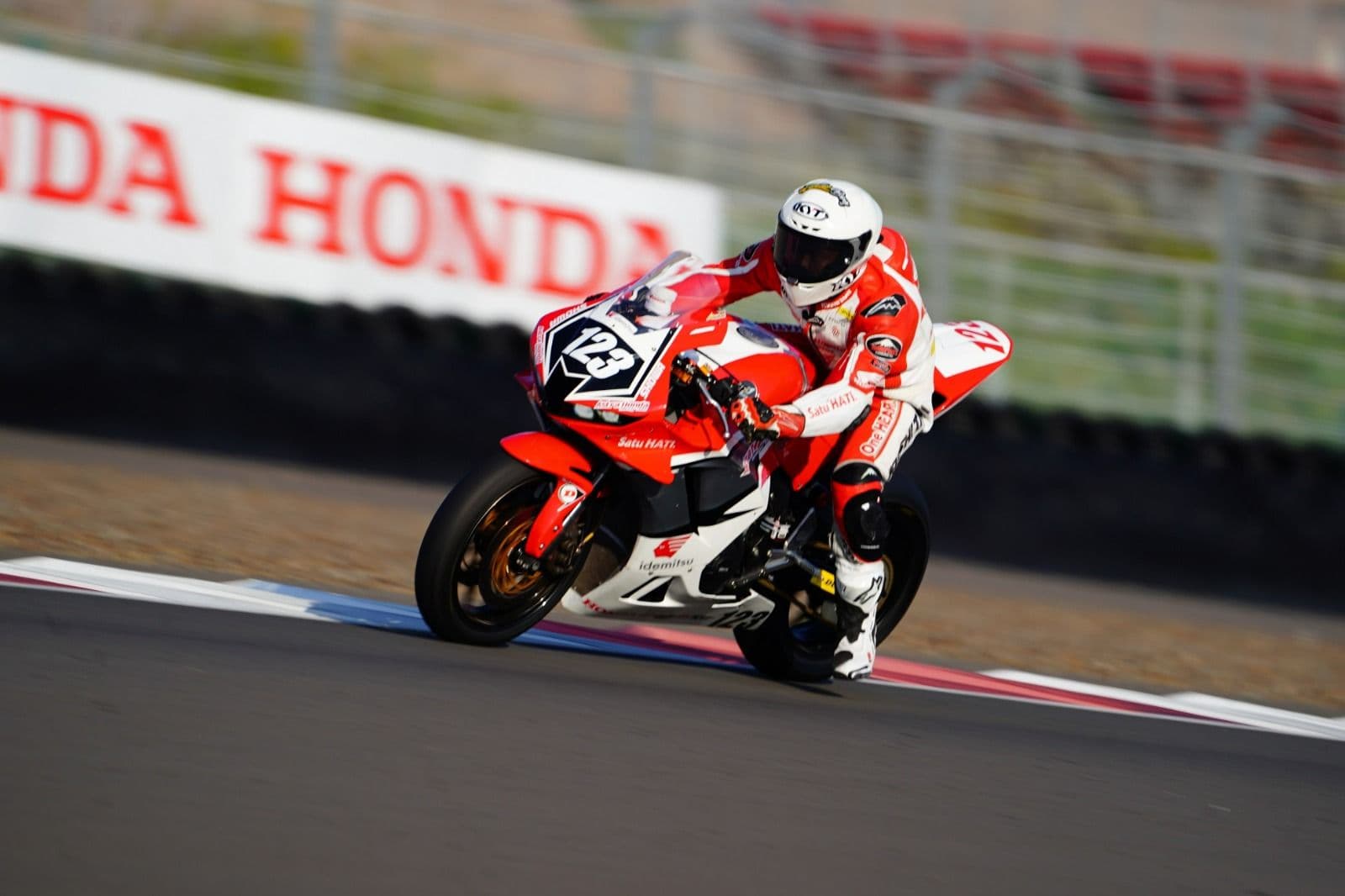 Hadapi ARRC Sepang, Pebalap Astra Honda Siap Berburu Kans Juara