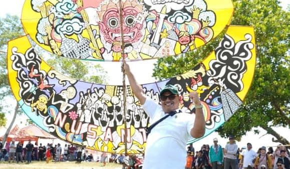 Puluhan Peserta Ramaikan "Kite Festival" di Pantai Corong, PPU (Foto: Setkab PPU)