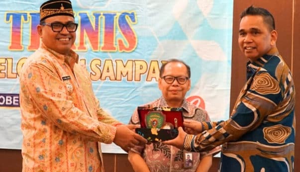 Dorong Kesadaran Kolektif Pengelolaan Sampah, Pj Bupati PPU Buka Bimtek Penanganannya 