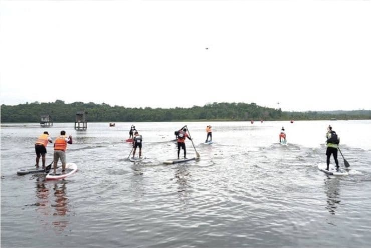 Stand up padle di Waduk Manggar diikuti atlet sejumlah negara. 