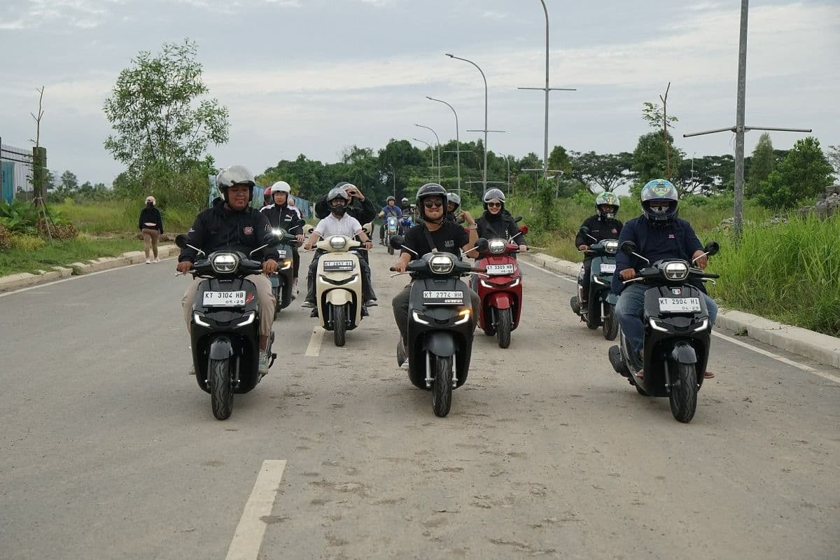 Simak Cara Pengereman Yang Baik Berkendara Aman