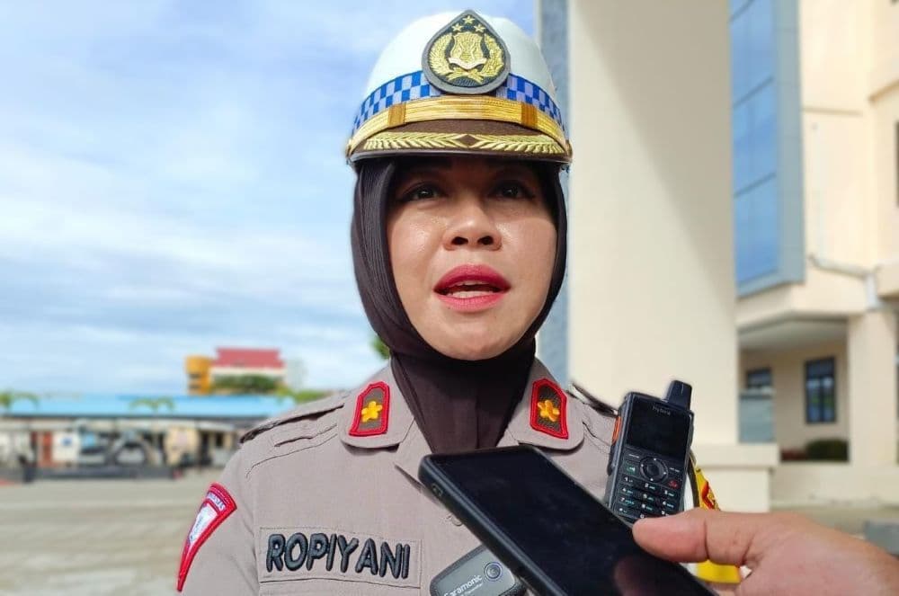 Komisaris Polisi Ropiyani