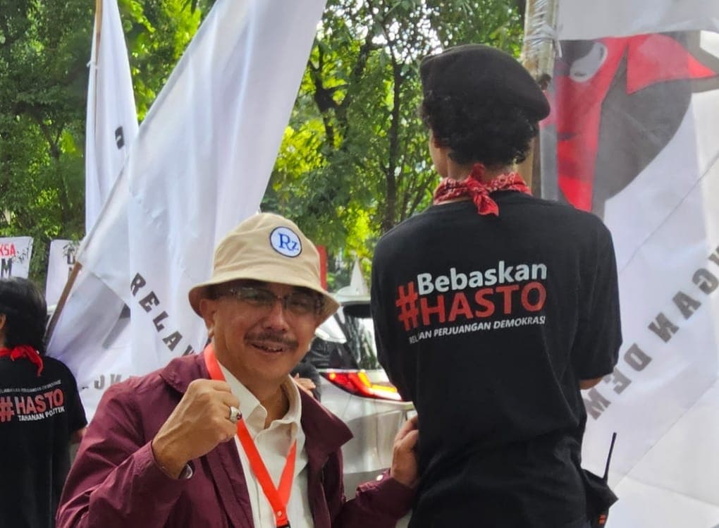 Saya di tengah aksi Bebaskan Hasto.