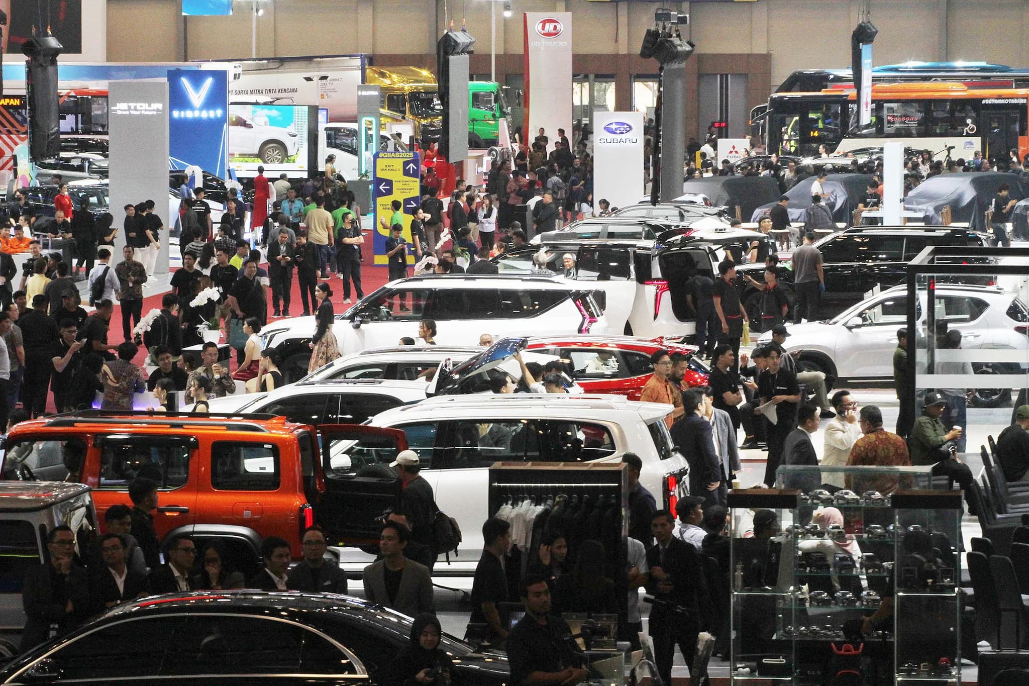 Gaikindo mencatat pertumbuhan produksi mobil nasional Semester I 2026.  