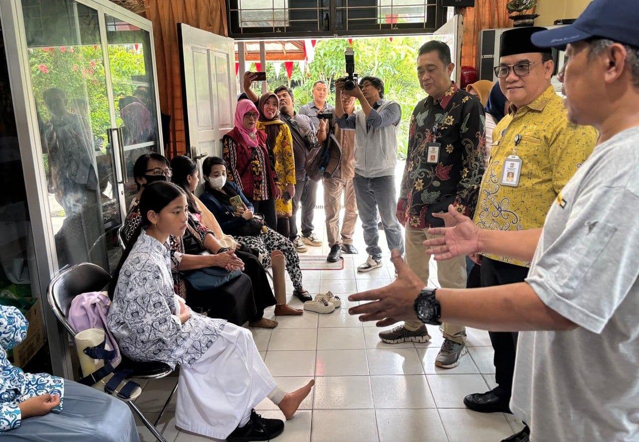 13 Warga Disabilitas di Balikpapan Dapat Bantuan Kaki Palsu