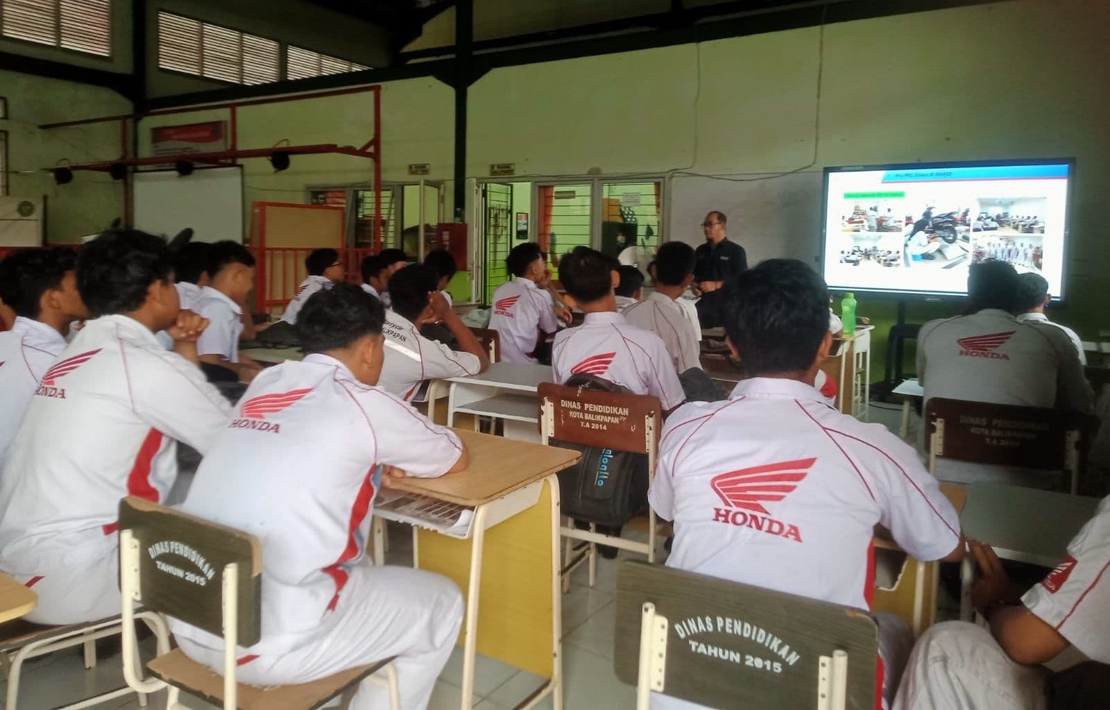 Astra Motor Kaltim 1 Ajak Pelajar SMK Kaltim Asah Kreativitas Digital