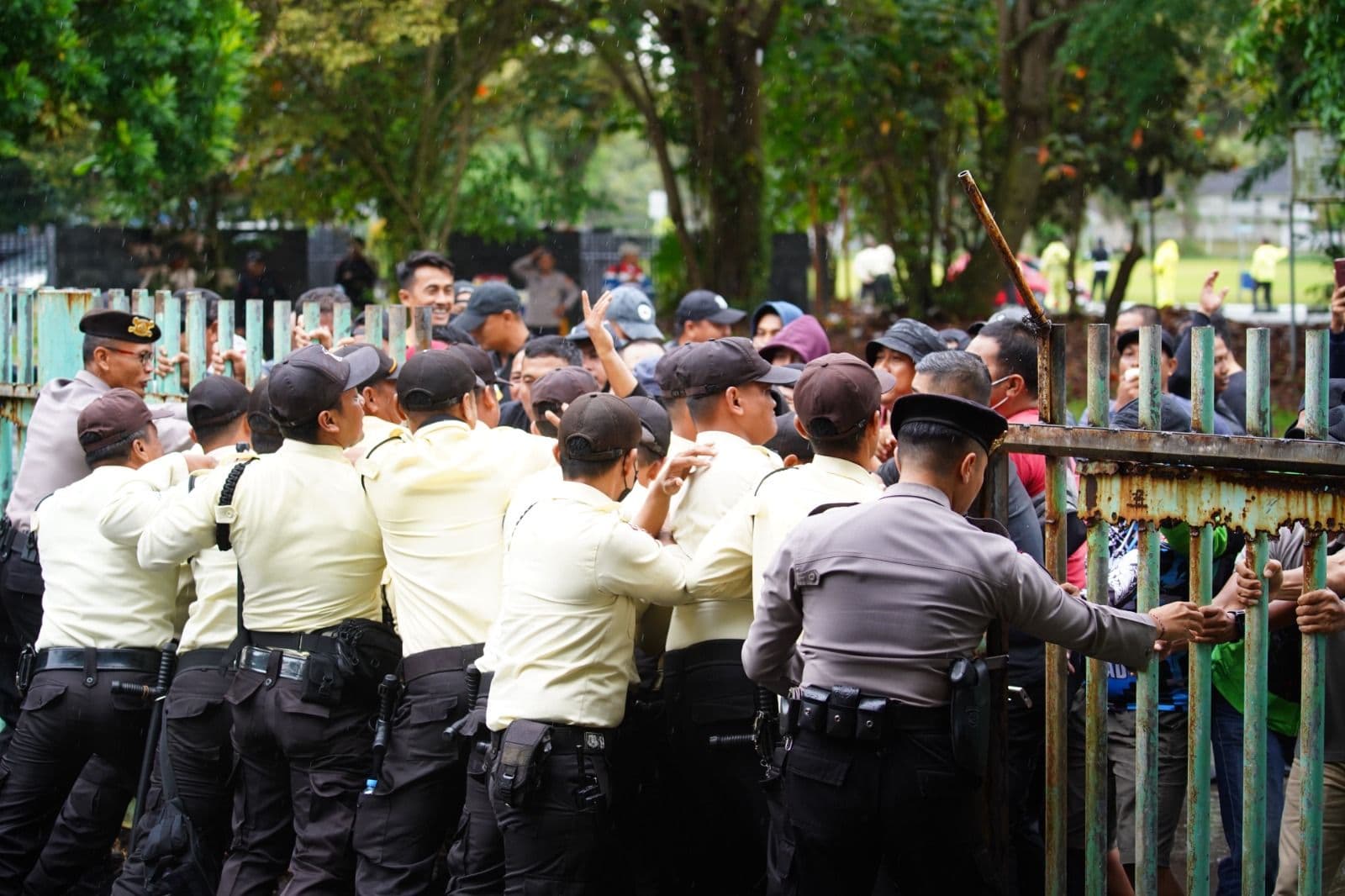 350 Personel Dikerahkan, Pertamina–Brimob Tangkal Ancaman Kilang Balikpapan