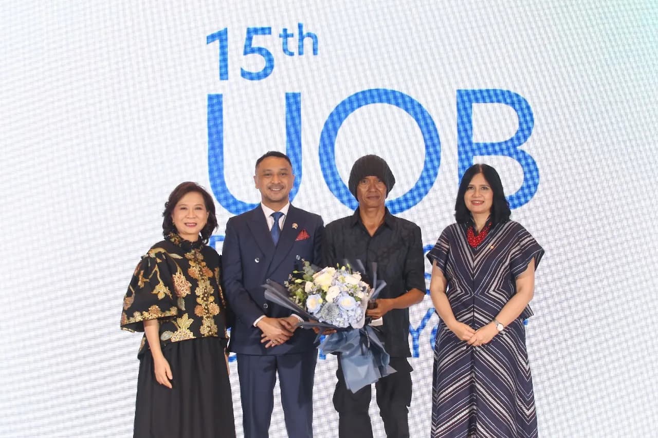 Eddy Susanto Raih Penghargaan Utama di 15th UOB Painting of the Year Indonesia