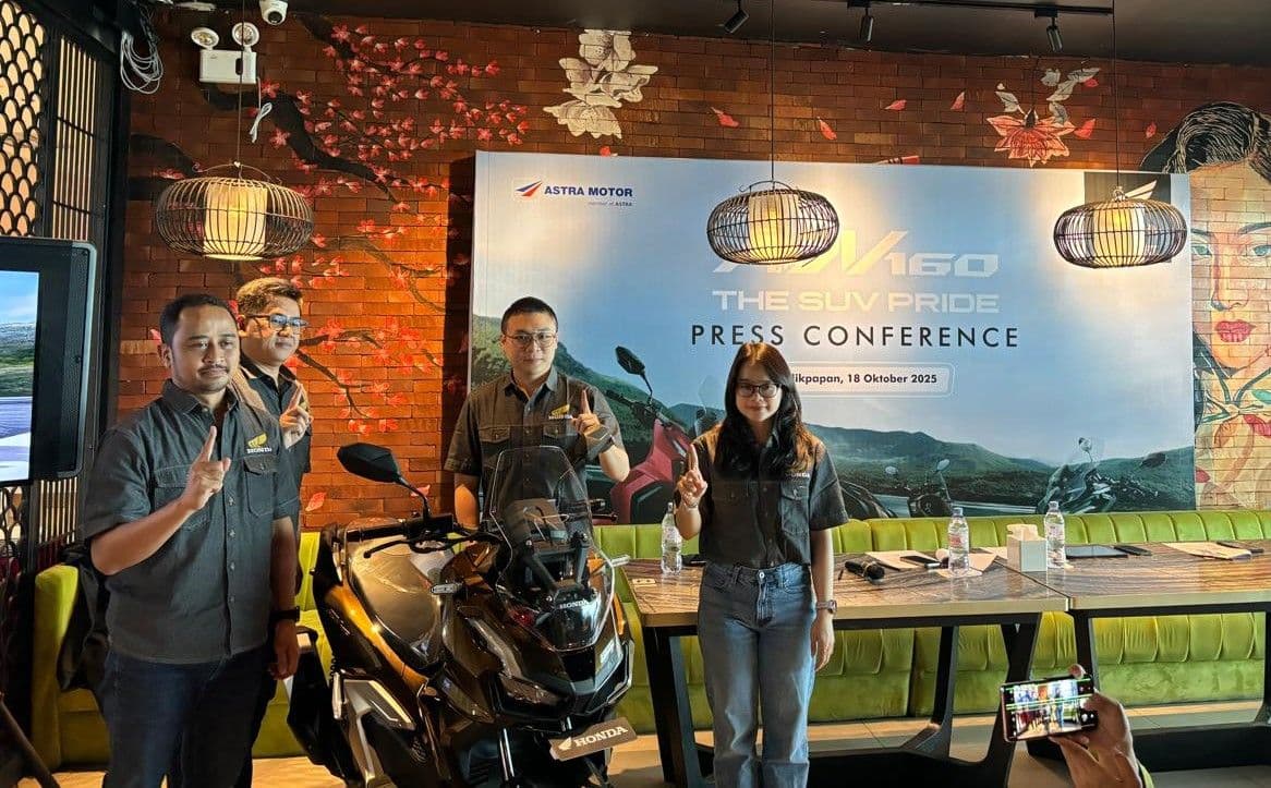New Honda ADV160 Meluncur, Skutik Tangguh Bergaya Premium