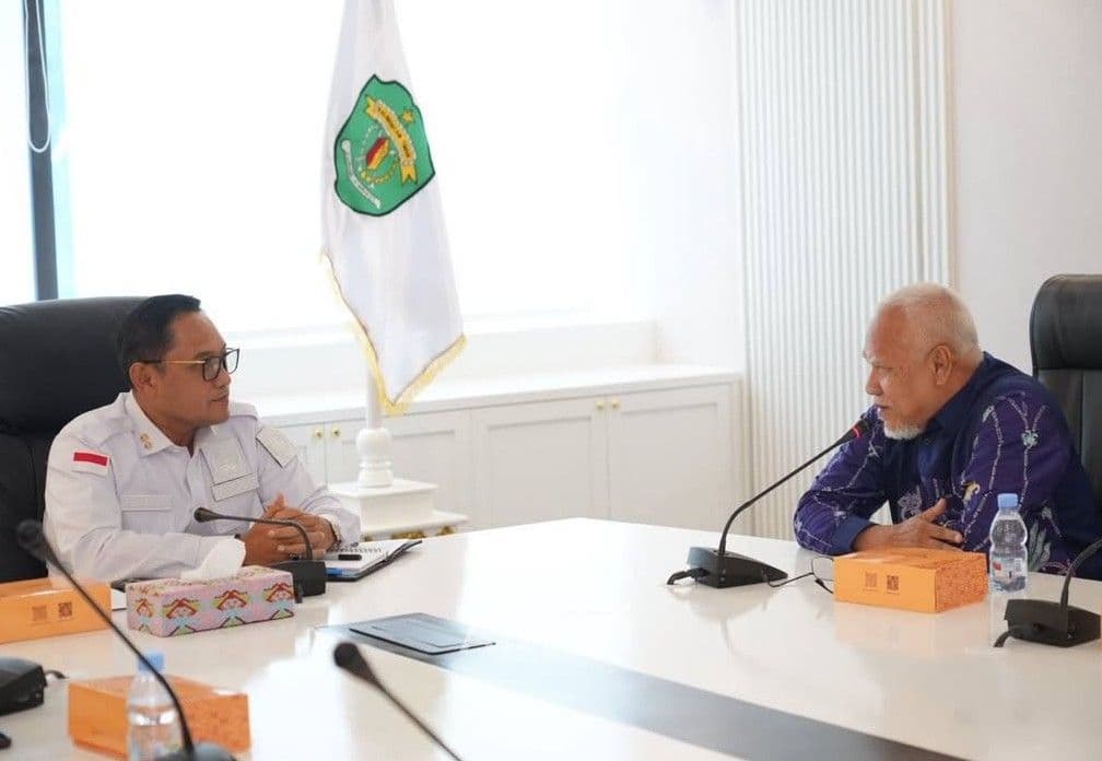 Wakil Gubernur Kaltim Seno Aji menerima kunjungan Dewan Pendidikan Kaltim, Kamis 16 Oktober 2025. (Adpimprov/Hudais)