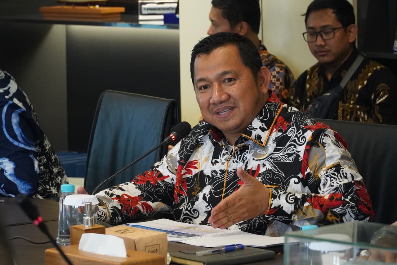 Bupati Mudyat Noor mengatakan pembangunan infrastruktur di PPU perlu dipercepat mengingat posisi kabupaten sebagai buffer area sekaligus gerbang utama menuju IKN