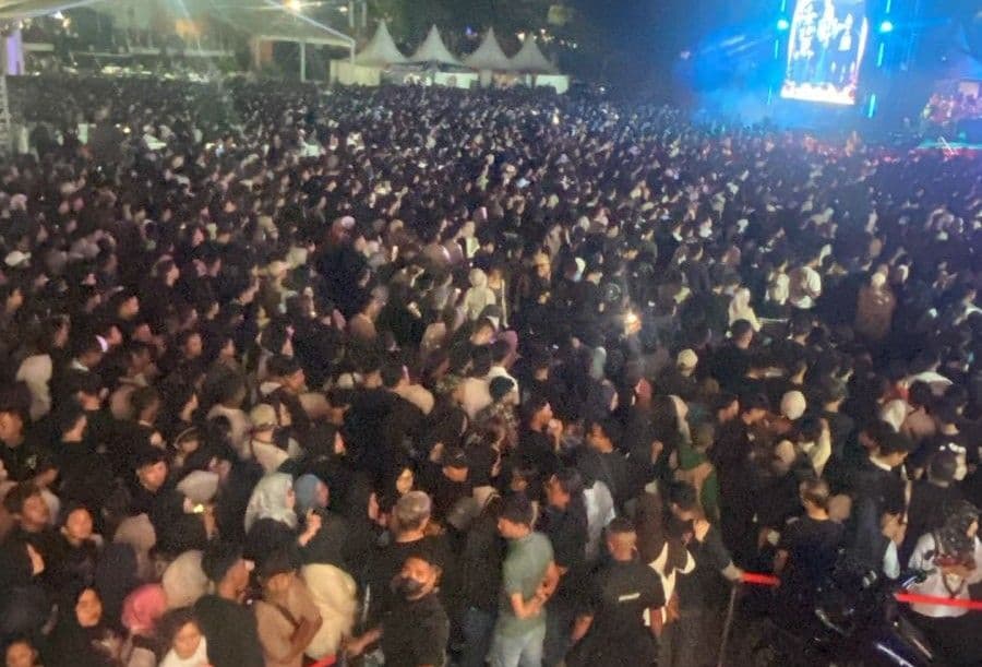 Ribuan Warga Nikmati Balikpapan Fest 2025 Bersama Dewa 19