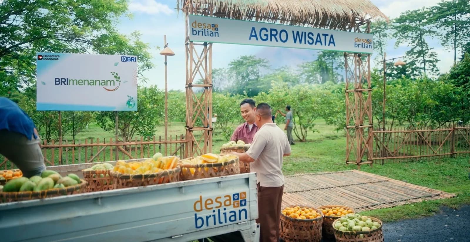 BRI Dorong Pemerataan Ekonomi Lewat Pemberdayaan 4.909 Desa BRILiaN