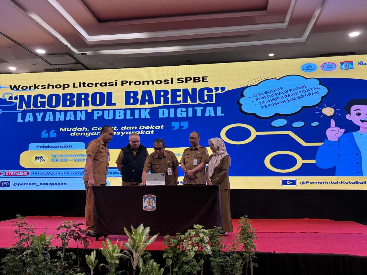 Sekda Kota Balikpapan Muhaimin buka workshop literasi digital pada Selasa 18 November 2025