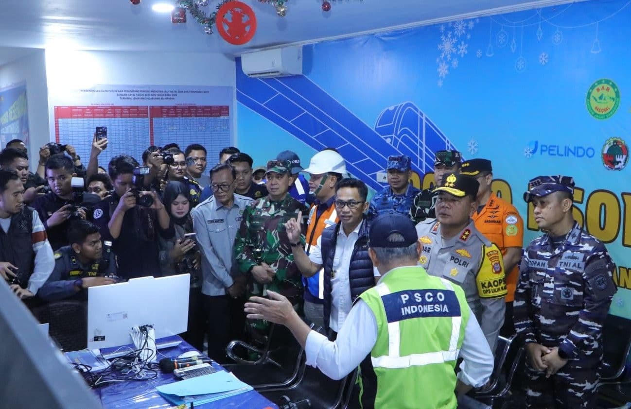 Patroli Gabungan Kawal Malam Natal 2025