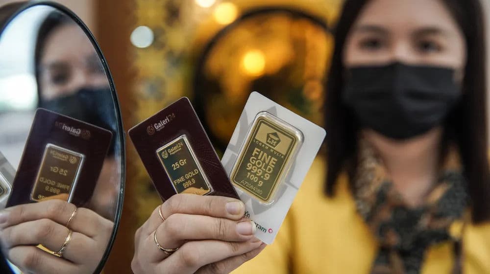 Harga Emas Antam Hari Ini Turun Rp50.000, Kini Rp2,83 Juta per Gram

